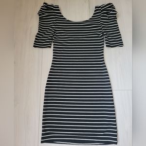Stripe Dress!❤️ Size small.